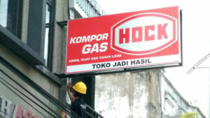 Papan Nama Toko - bambu runcing advertising